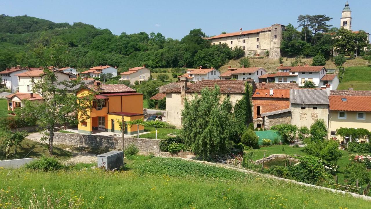 Hostal Pocitniska Hisa Dobravlje Exterior foto
